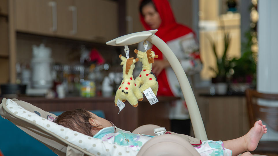 خشک شدن شیر مادر: علل و راهکارها