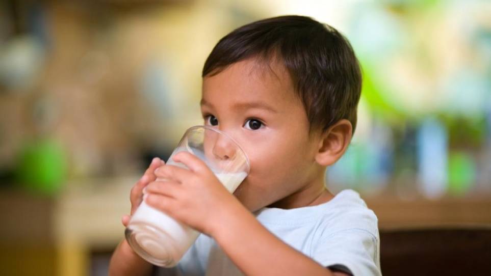 آیا هورمون‌های شیر سویا برای کودک مضر است؟